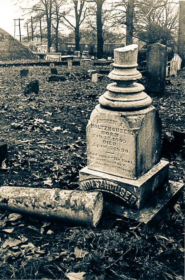 Magnolia Street Cemetery